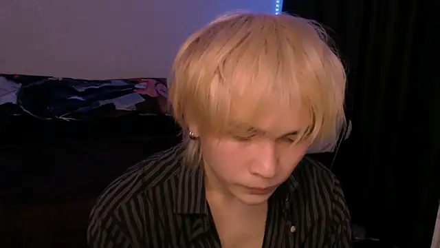 Snapshot of rennnuts chatting on February 2026 03:34:02 PM rennnuts online show from February 2026 03:34:02 PM