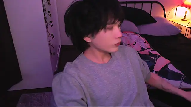 Snapshot of rennnuts chatting on October 2025 01:44:02 PM rennnuts online show from October 2025 01:44:02 PM