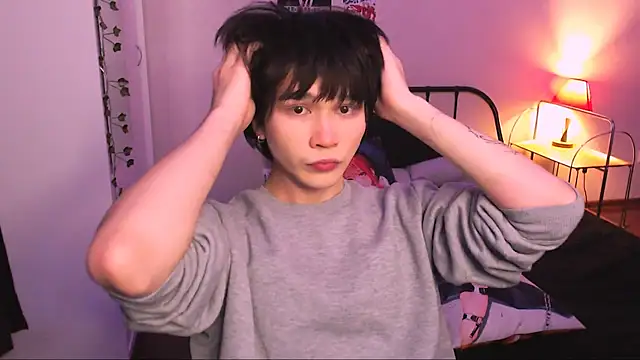 Snapshot of rennnuts chatting on October 2025 01:12:02 PM rennnuts online show from October 2025 01:12:02 PM