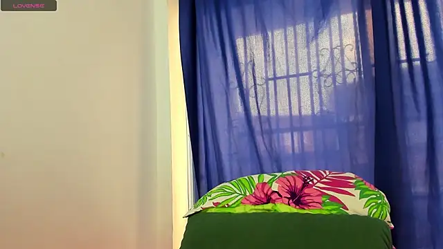 Snapshot of Karla_Dior7 chatting on October 2025 05:57:02 PM Karla Dior7 online show from October 2025 05:57:02 PM