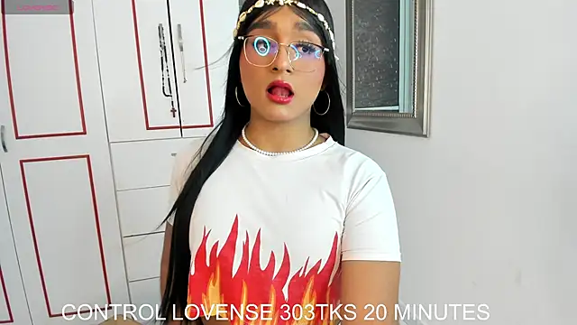 Snapshot of Karla_Dior7 chatting on October 2025 06:20:01 PM Karla Dior7 online show from October 2025 06:20:01 PM