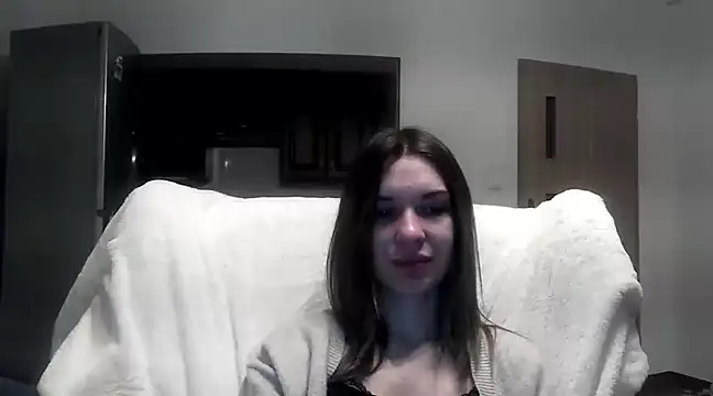 Snapshot of aurora_lust chatting on February 2025 05:40:01 PM aurora lust online show from February 2025 05:40:01 PM