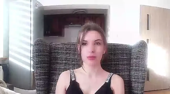 Snapshot of aurora_lust chatting on March 2025 02:34:02 PM aurora lust online show from March 2025 02:34:02 PM