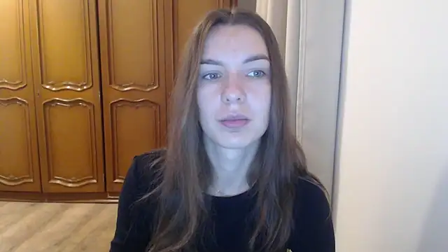 Snapshot of aurora_lust chatting on December 2025 06:34:02 AM aurora lust online show from December 2025 06:34:02 AM