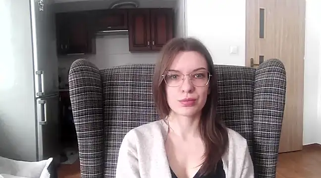 Snapshot of aurora_lust chatting on February 2025 08:07:01 AM aurora lust online show from February 2025 08:07:01 AM