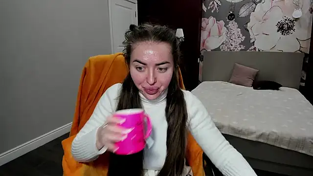 MissisCaty online show from January 2026 05:00:02 AM