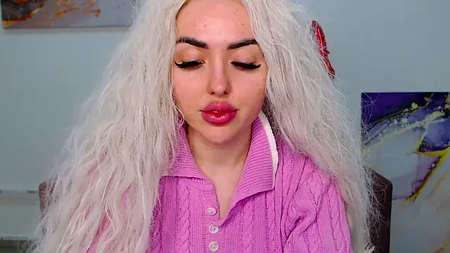 MissisCaty online show from March 2025 12:34:01 PM