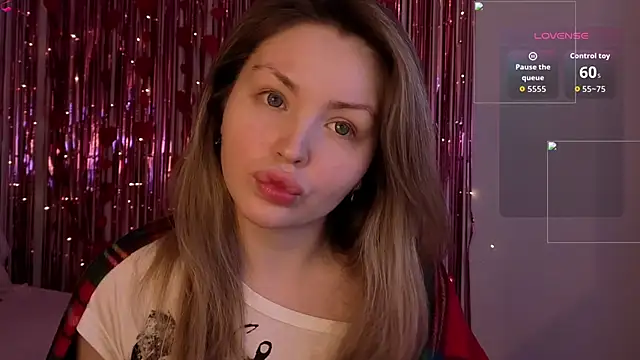 Snapshot of Lora_Rosee chatting on April 2026 02:24:02 PM Lora Rosee online show from April 2026 02:24:02 PM