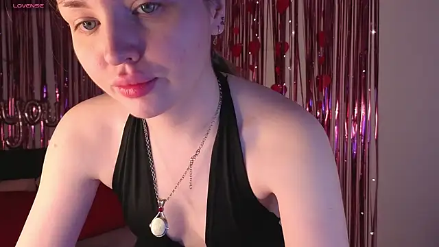 Lora Rosee online show from July 2026 02:24:01 PM