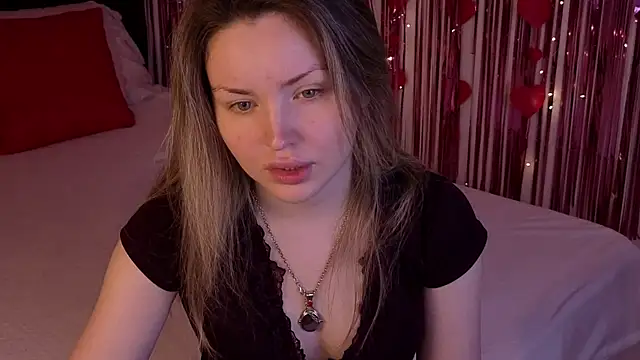 Snapshot of Lora_Rosee chatting on June 2026 02:33:02 PM Lora Rosee online show from June 2026 02:33:02 PM