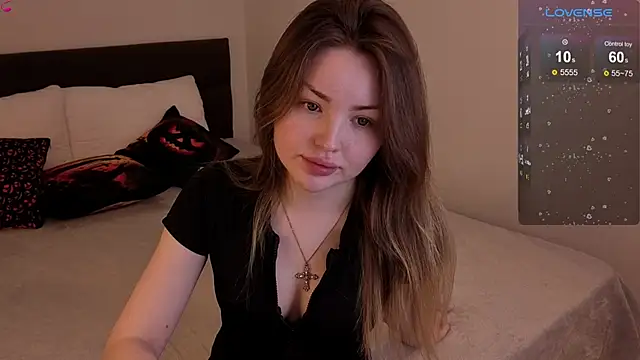 Snapshot of Lora_Rosee chatting on December 2025 01:32:01 PM Lora Rosee online show from December 2025 01:32:01 PM