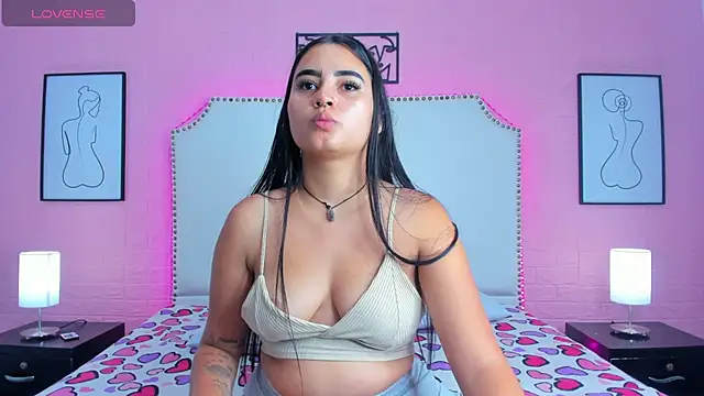  Emma whiitee  online show from November 2025 01:05:02 PM