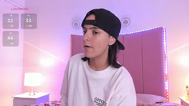  Emma whiitee  online show from March 2025 04:22:02 PM