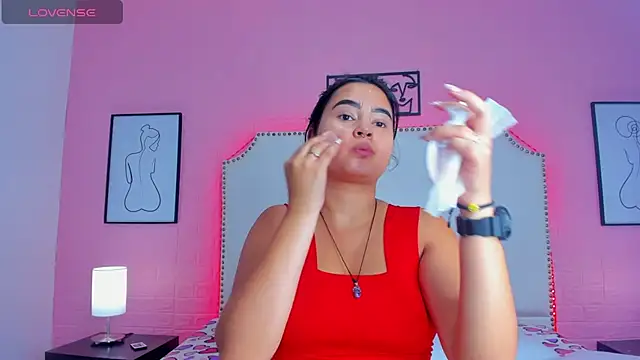  Emma whiitee  online show from November 2025 01:15:01 PM