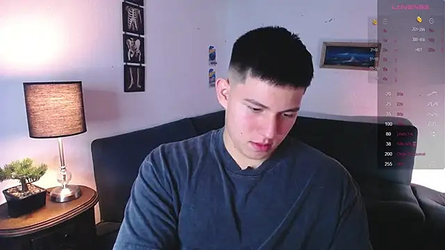 JamesCr  online show from February 2026 01:14:02 AM