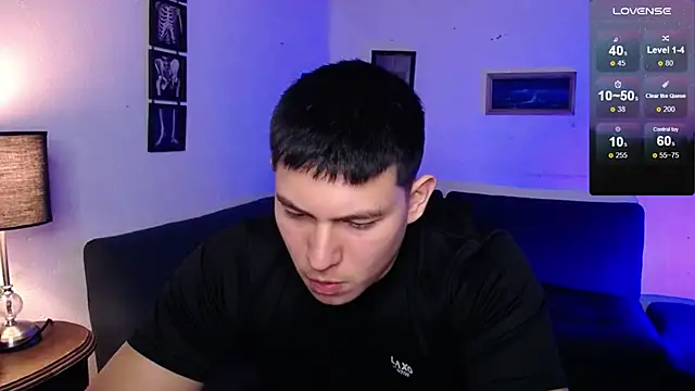 JamesCr  online show from January 2026 12:06:02 AM