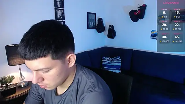 JamesCr  online show from April 2026 02:21:01 PM