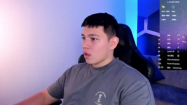 JamesCr  online show from January 2026 03:21:01 AM