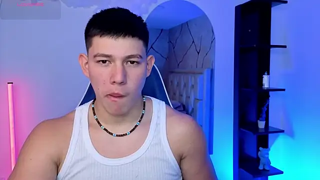 Snapshot of JamesCr_ chatting on July 2026 12:20:02 PM JamesCr online show from July 2026 12:20:02 PM