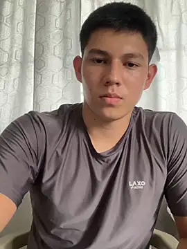 JamesCr  online show from March 2025 09:41:02 PM