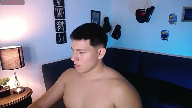 JamesCr  online show from March 2026 01:11:01 AM