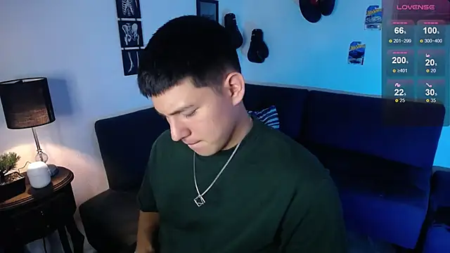 JamesCr  online show from April 2026 01:12:02 PM