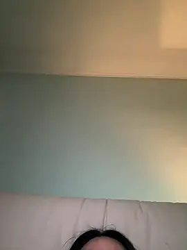 jessyyveiga online show from February 2025 01:43:01 PM