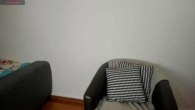 NicoleKatee online show from November 2025 02:28:02 PM