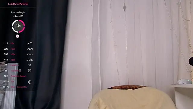 Kellybbface online show from May 2026 04:20:02 AM