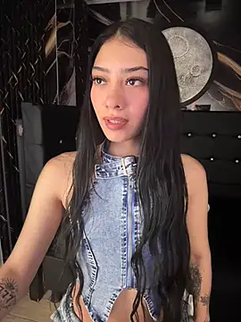 TayylorSexx online show from April 2026 04:10:02 AM