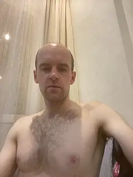 LynnAhNight online show from November 2025 02:59:01 AM