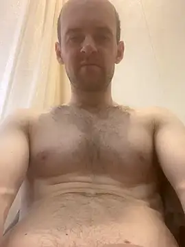 LynnAhNight online show from November 2025 04:49:02 AM