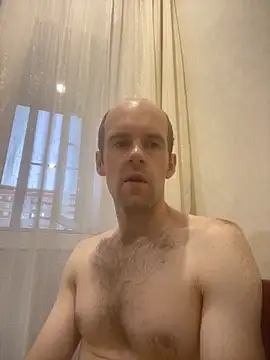 LynnAhNight online show from September 2025 03:13:02 AM