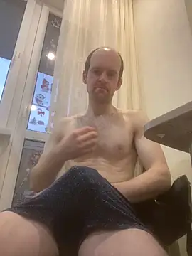 LynnAhNight online show from April 2026 03:19:02 AM