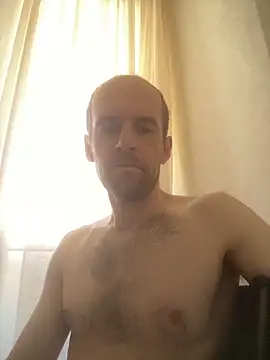 LynnAhNight online show from September 2025 05:34:02 AM