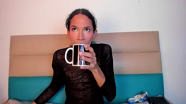 cassidy blossom online show from December 2025 07:52:02 PM