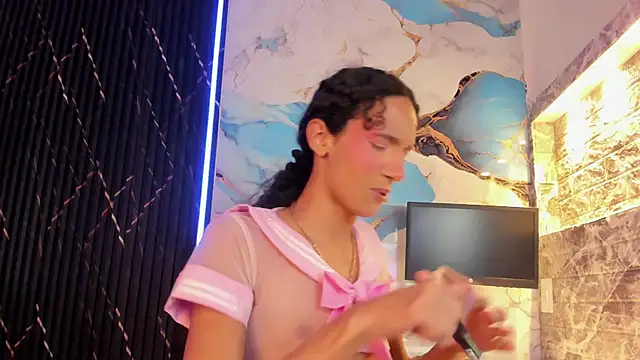 cassidy blossom online show from November 2025 07:51:01 PM