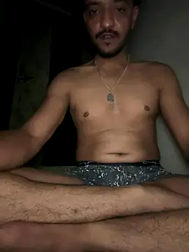 Chintu2408 online show from October 2025 04:15:02 PM