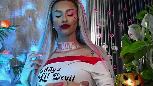 Snapshot of KarlaBart chatting on October 2025 08:16:01 PM KarlaBart online show from October 2025 08:16:01 PM