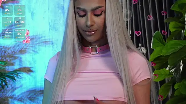 Snapshot of KarlaBart chatting on November 2025 08:13:01 PM KarlaBart online show from November 2025 08:13:01 PM