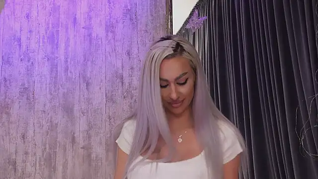 KarlaBart online show from February 2026 08:06:01 PM