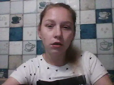 Snapshot of Anna_wey chatting on November 2025 06:18:01 PM Anna wey online show from November 2025 06:18:01 PM