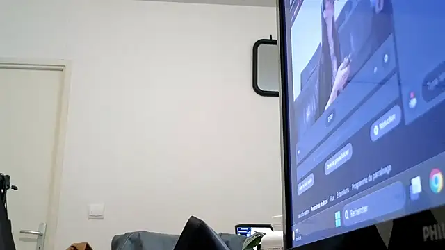 Snapshot of Lenaelle31000 chatting on November 2025 10:52:01 AM Lenaelle31000 online show from November 2025 10:52:01 AM