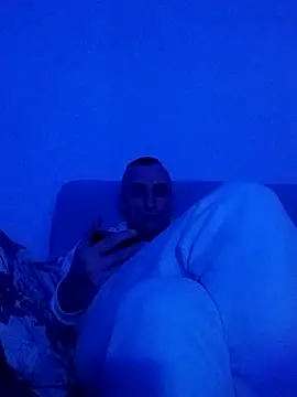 Snapshot of ANGELSANTAMARIA- chatting on December 2025 04:24:01 AM ANGELSANTAMARIA- online show from December 2025 04:24:01 AM