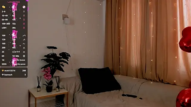 ElwineDevon online show from February 2025 10:09:01 AM