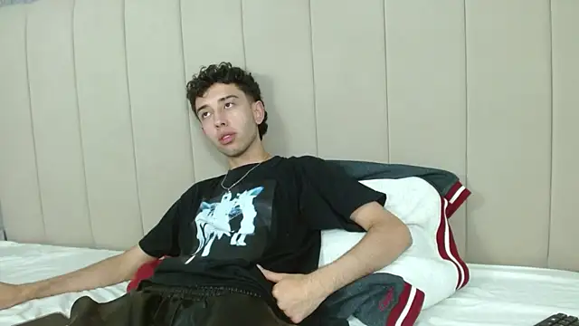 erickblaze wm online show from February 2025 04:02:02 AM