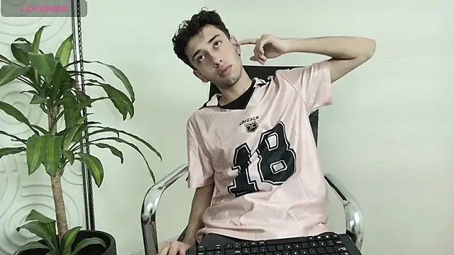 erickblaze wm online show from February 2025 01:11:01 PM