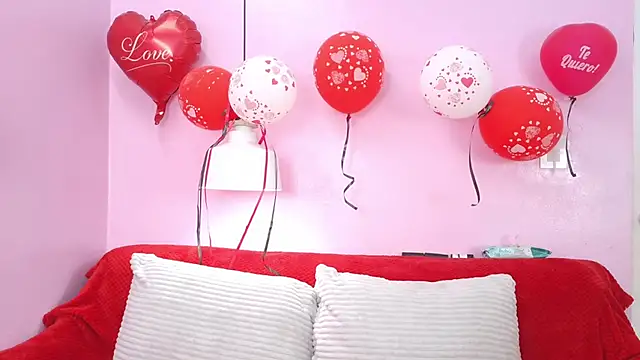 Snapshot of Hiyakasudere chatting on February 2026 12:16:01 PM Hiyakasudere online show from February 2026 12:16:01 PM