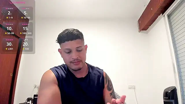 JohanSmith online show from June 2026 06:42:01 PM