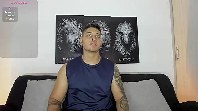 Snapshot of JohanSmith chatting on October 2025 10:46:02 PM JohanSmith online show from October 2025 10:46:02 PM